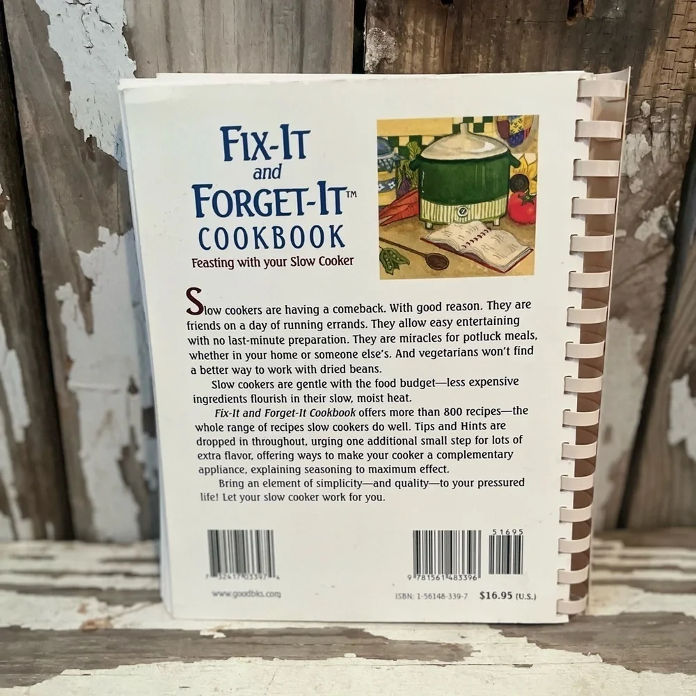 Fix it & Forget it spiral bound cookbook Feasting with your Slow Cooker